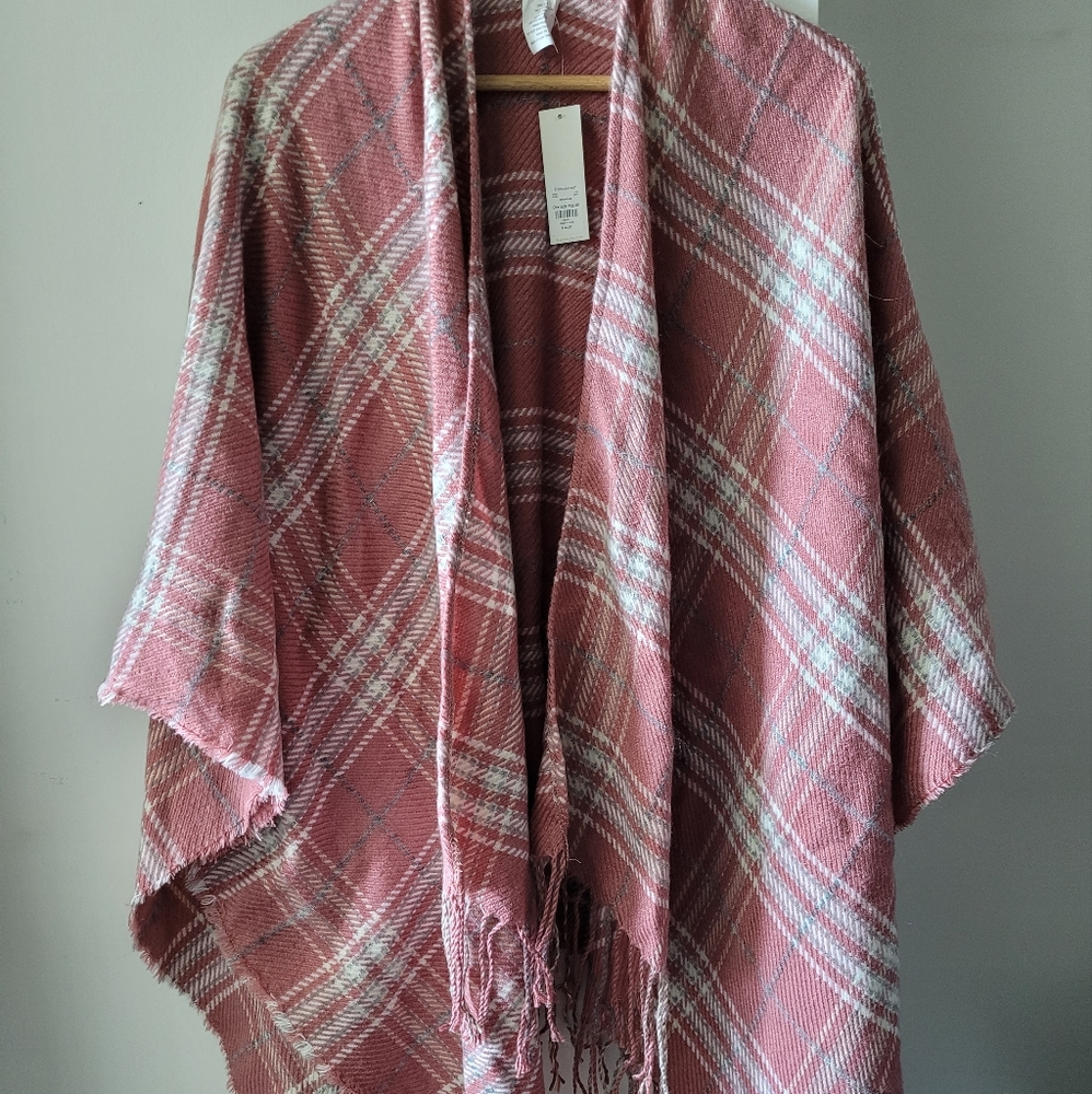 Francesca's Izra Plaid Poncho